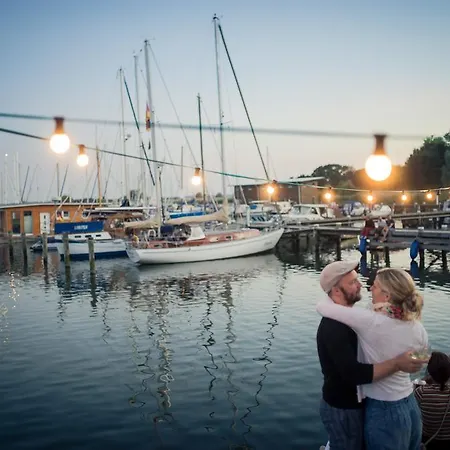 Gutshaus Usedom דירה Krummin